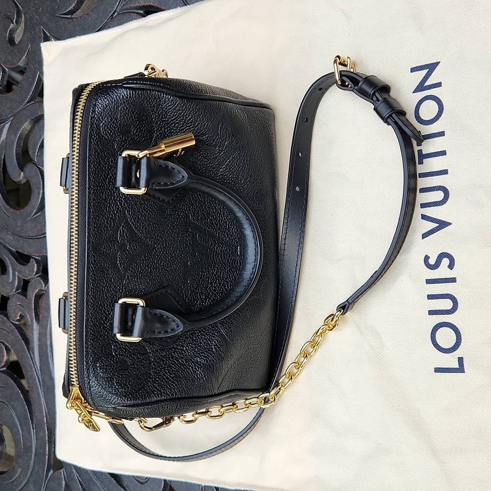 FINAL DROP Authentic LV Speedy 20 Bandoliere Giant Empreinte. Like NEW